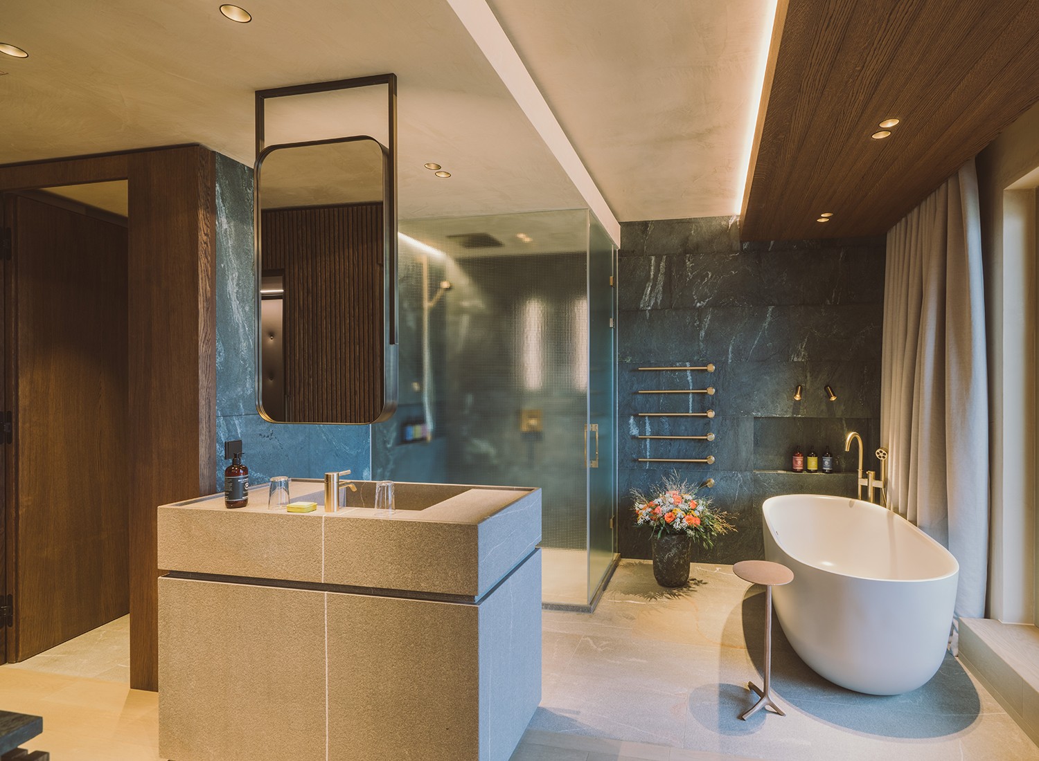 Hotel Reiters Supreme - Bathroom in the SPA Junior Suite