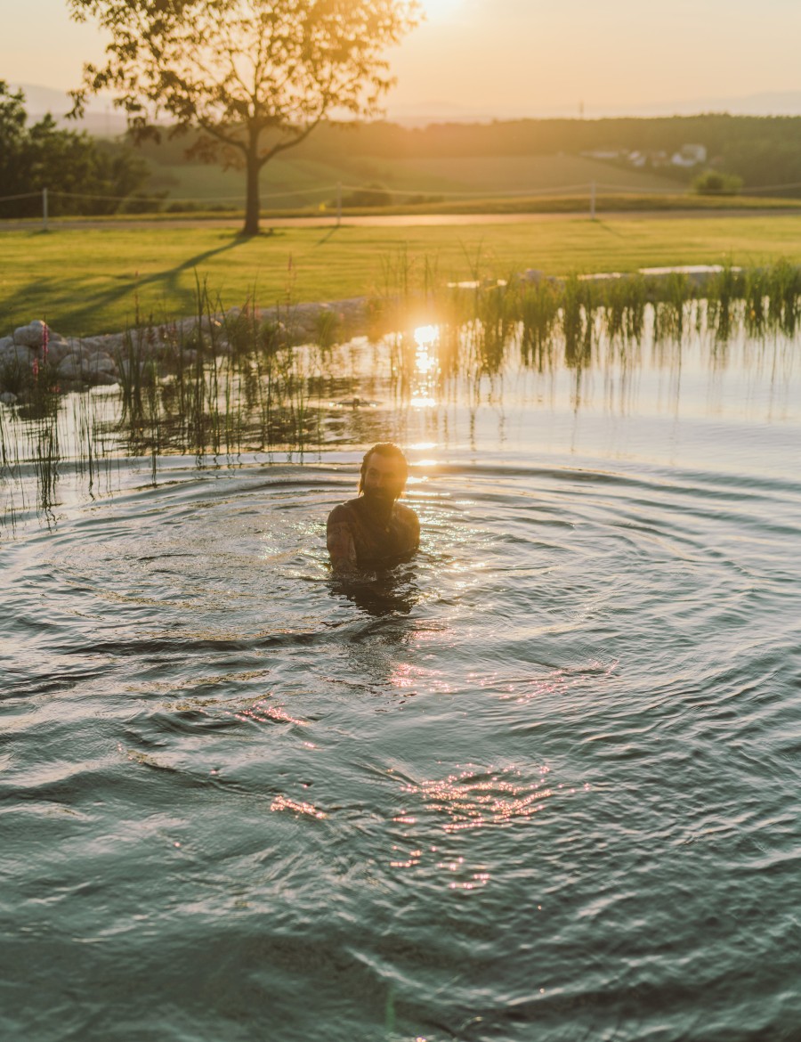 Hotel Reiters Supreme - Naturschwimmteich im Kensho Spa Bereich